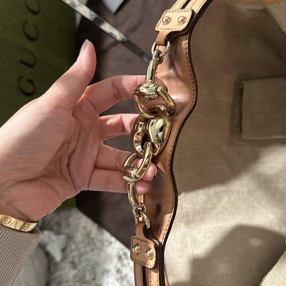 Vintage Gucci Flora Wave Hobo Bag w/ Horsebit Shoulder Detail - Picture 13 of 14